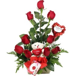 9 roses with chocolates