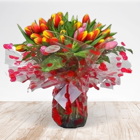 Ramo 50 tulipanes
